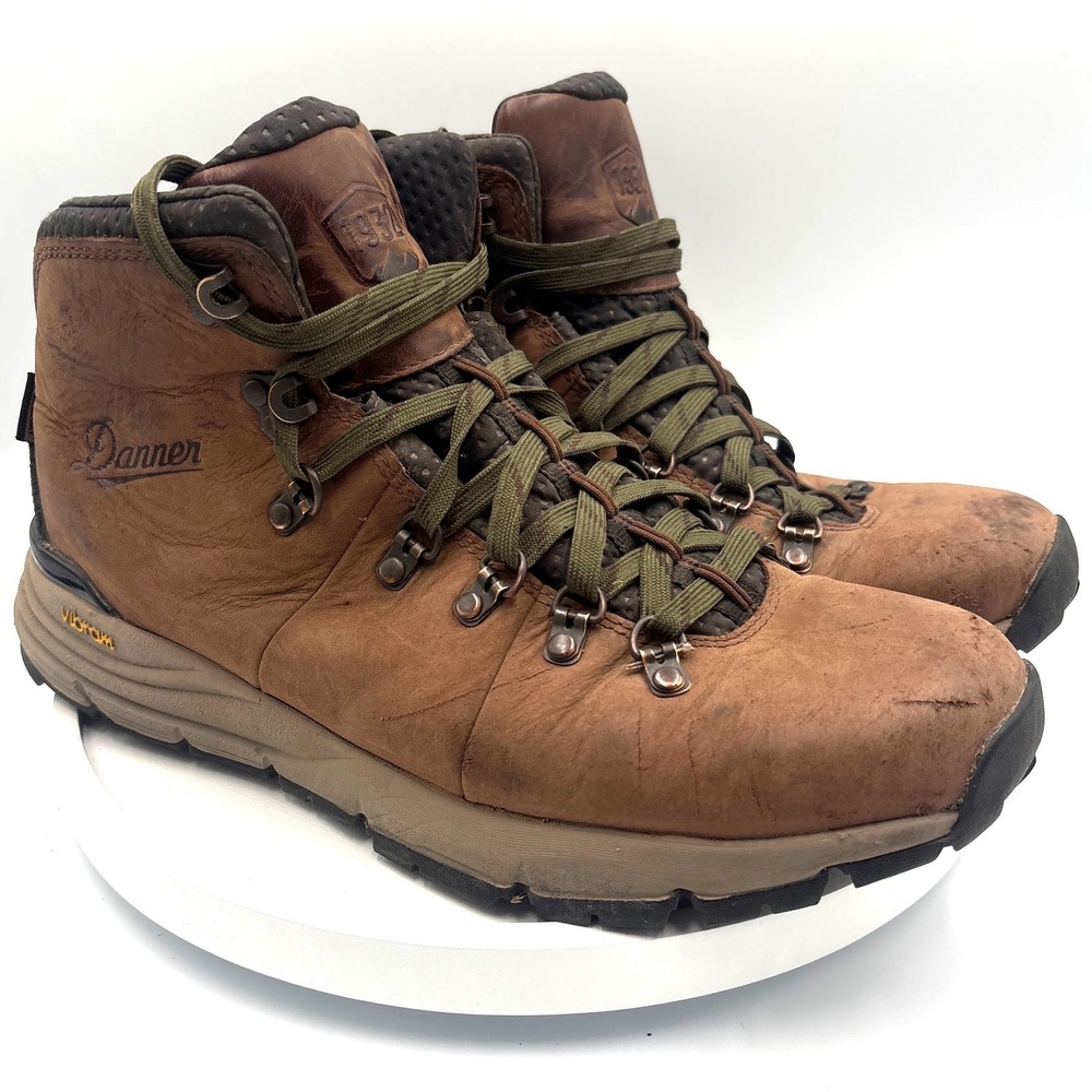 Danner Mountain 600 Hiking Boots 9.5 Brown Gorpcore Waterproof Vibram 62272